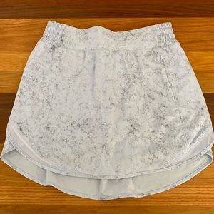Lululemon Hotty Hot HR skirt